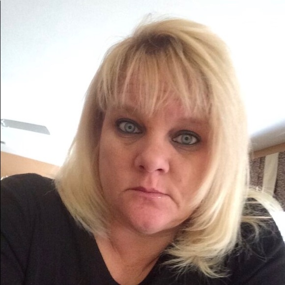 Meet your Posher, Faith - Picture 1 of 1